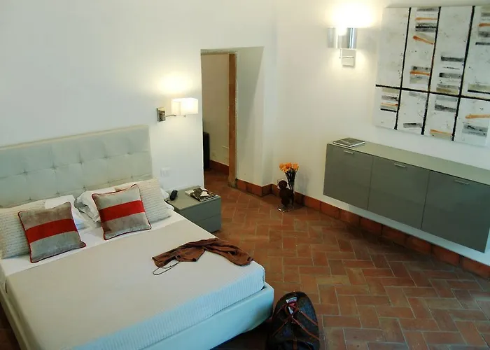 Navona Luxury Aparthotel 2*