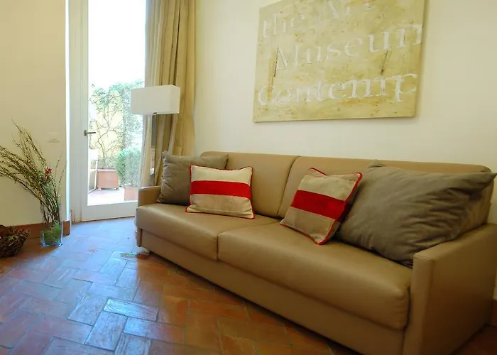 Navona Luxury 2*