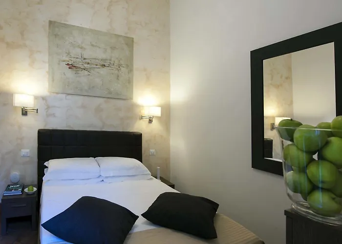 Navona Luxury 2*